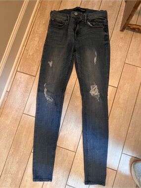 EXPRESS- Women’s Dark Blue Distressed Skinny Jeans